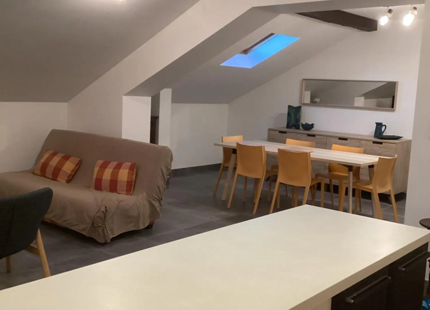 Roanne 3 Chambres, 3 Lits Doubles 0*,  Francia
